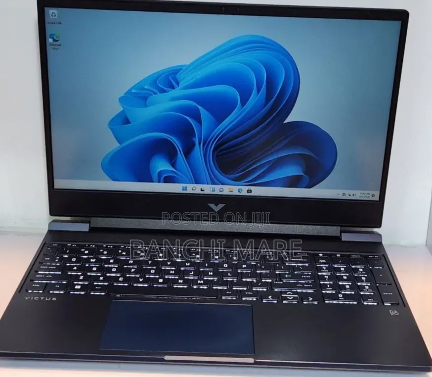 New Laptop HP Victus 15 24GB Intel Core i5 SSD 512GB