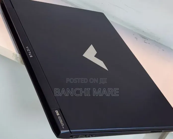 New Laptop HP Victus 15 24GB Intel Core i5 SSD 512GB