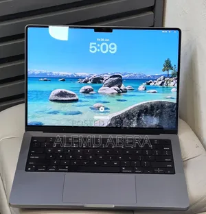 New Laptop Apple MacBook Pro 2021 M1 32GB Apple M1 Pro SSD 512GB