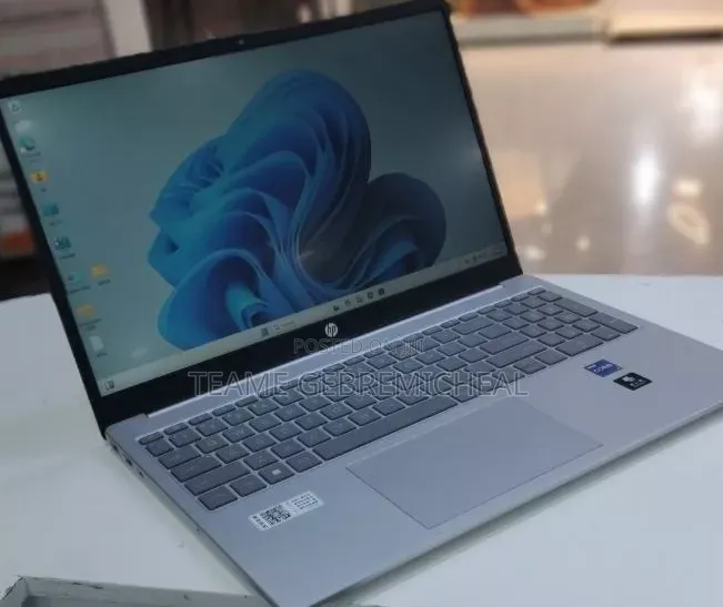 New Laptop HP Stream Notebook 16GB Intel Core i7 SSD 1T