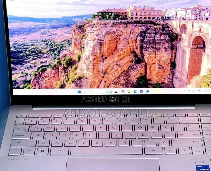 New Laptop HP Pavilion 15 16GB Intel Core i5 SSD 1T