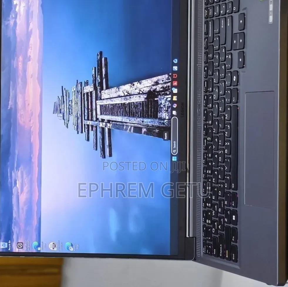 New Laptop Lenovo Legion 5 16GB AMD Ryzen 7 SSD 512GB