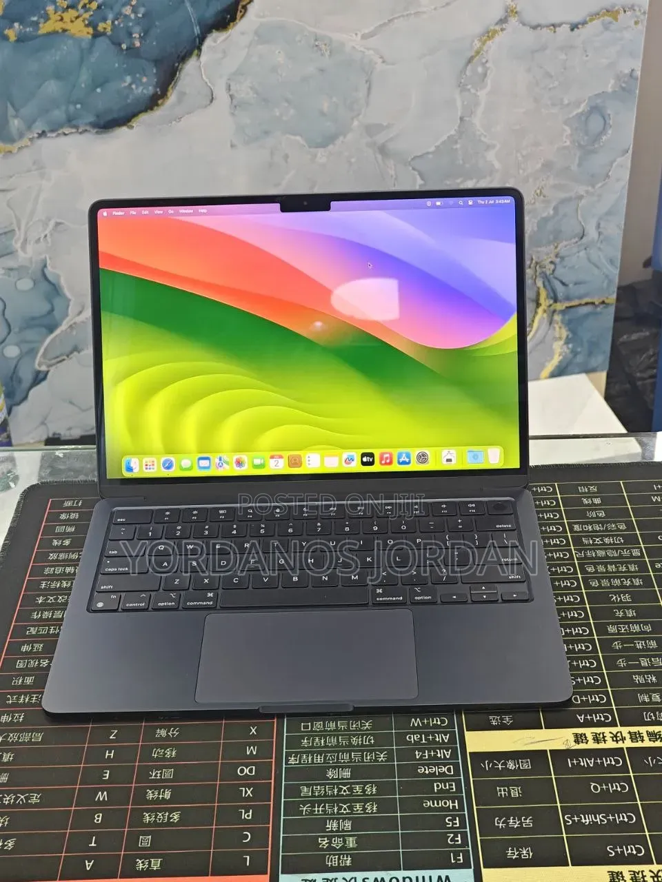 New Laptop Apple MacBook Air 2022 M2 8GB Apple M2 SSD 512GB
