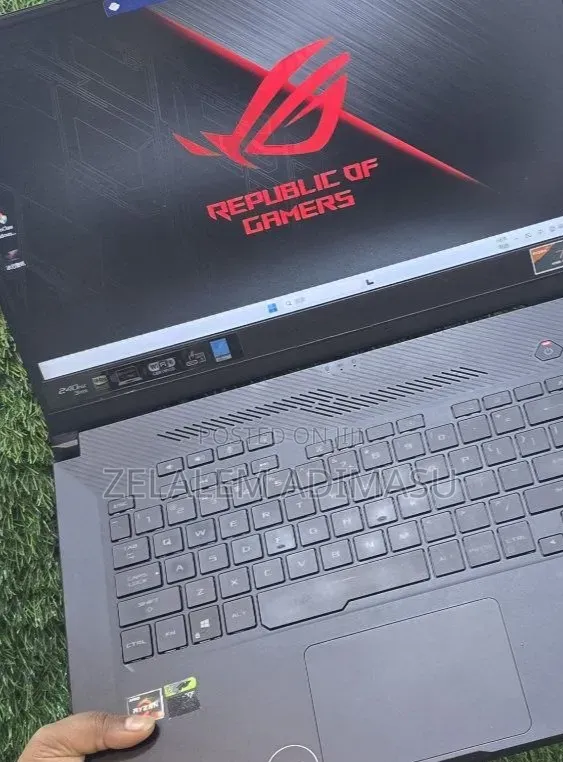 New Laptop Asus ROG Zephyrus G15 16GB AMD Ryzen 9 SSD 512GB