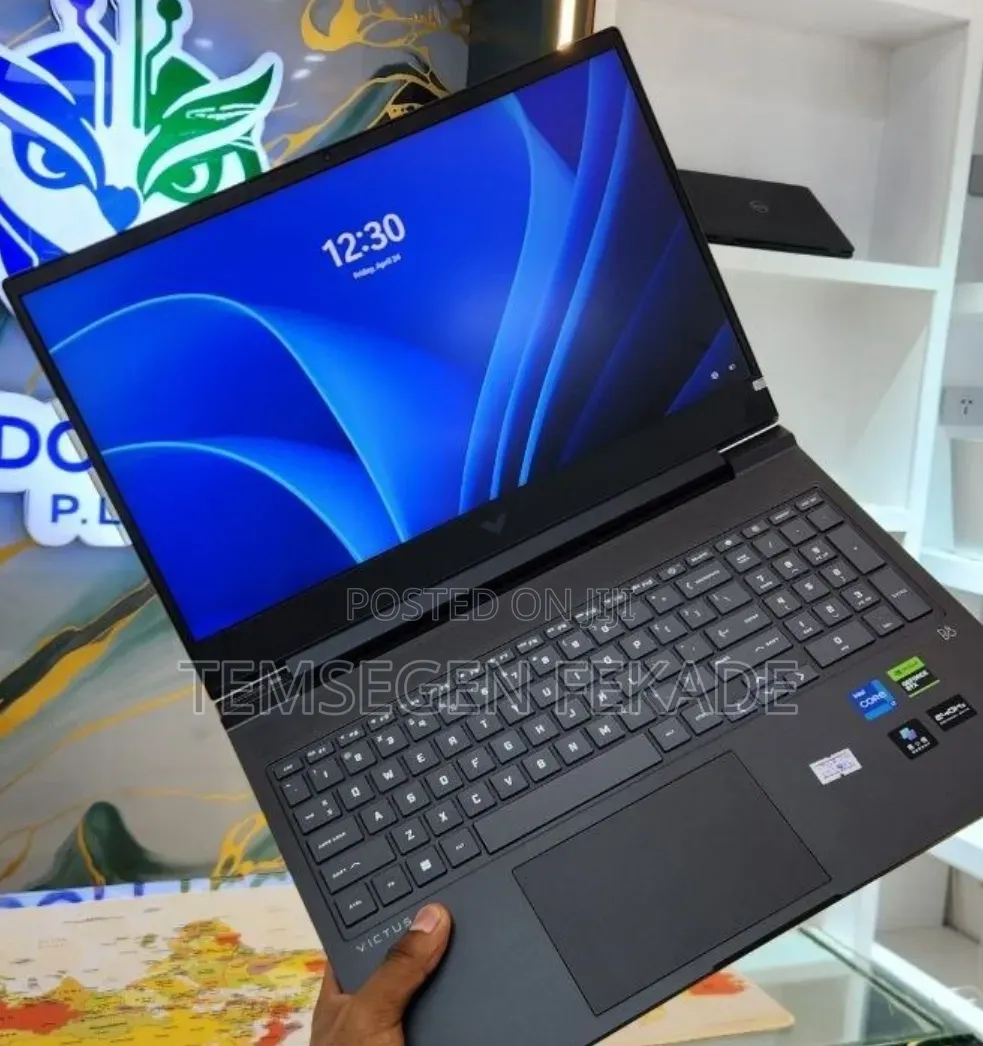 New Laptop HP Victus 16 16GB Intel Core i7 SSD 1T
