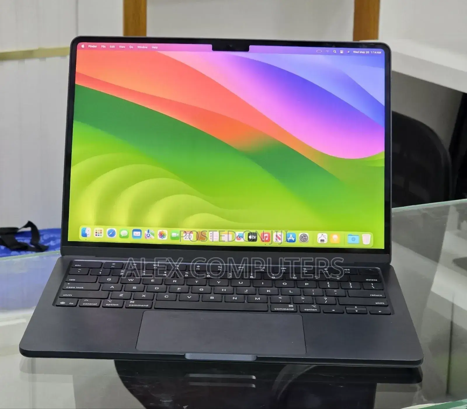 New Laptop Apple MacBook 16GB Apple M2 SSD 512GB