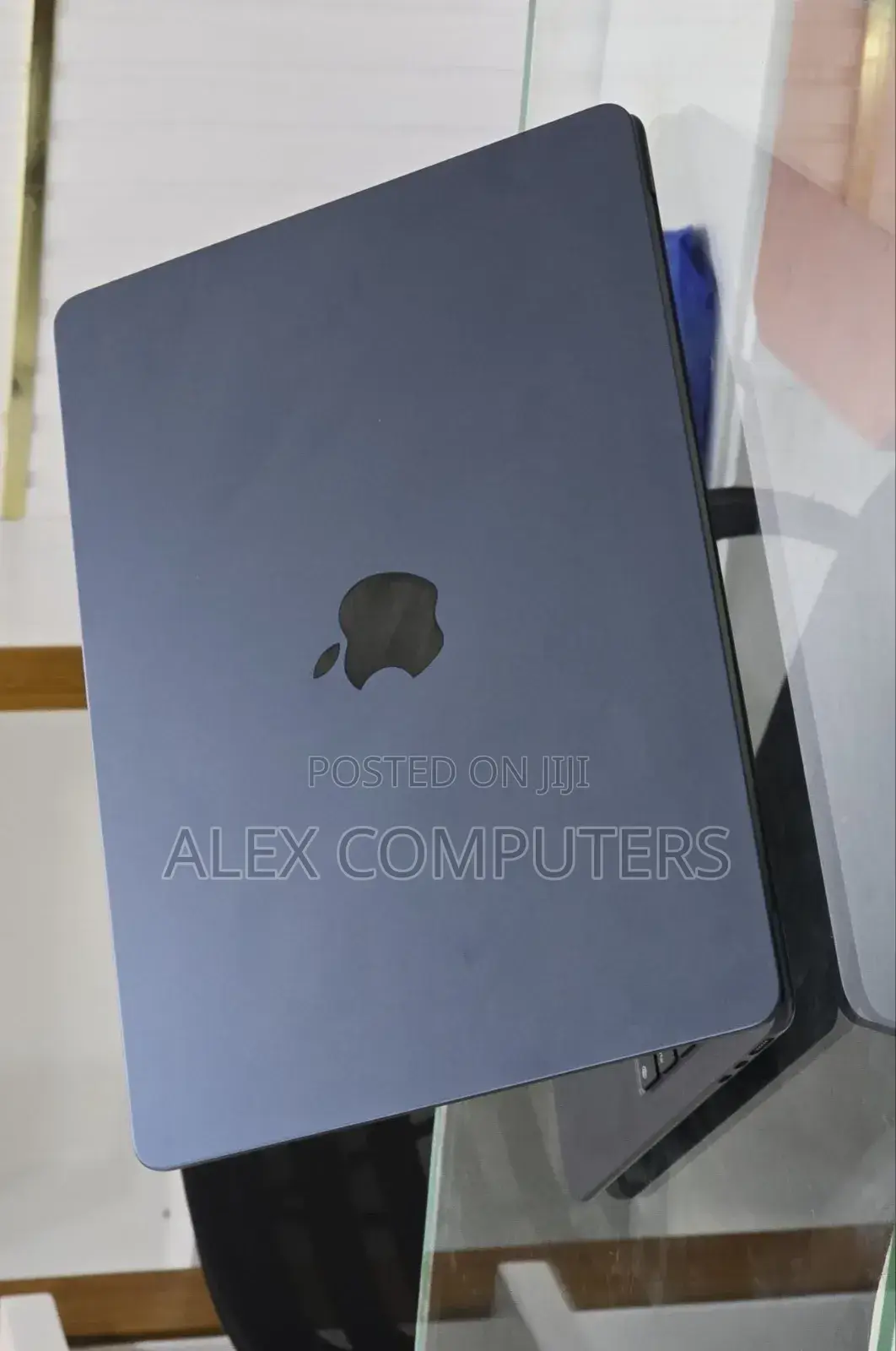 New Laptop Apple MacBook 16GB Apple M2 SSD 512GB