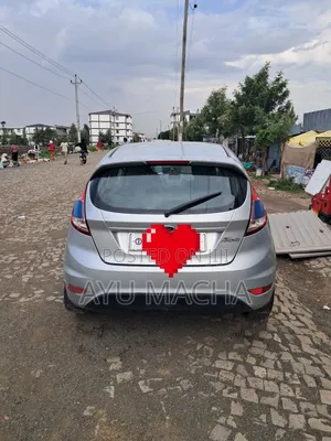 Ford Fiesta 2014 Silver