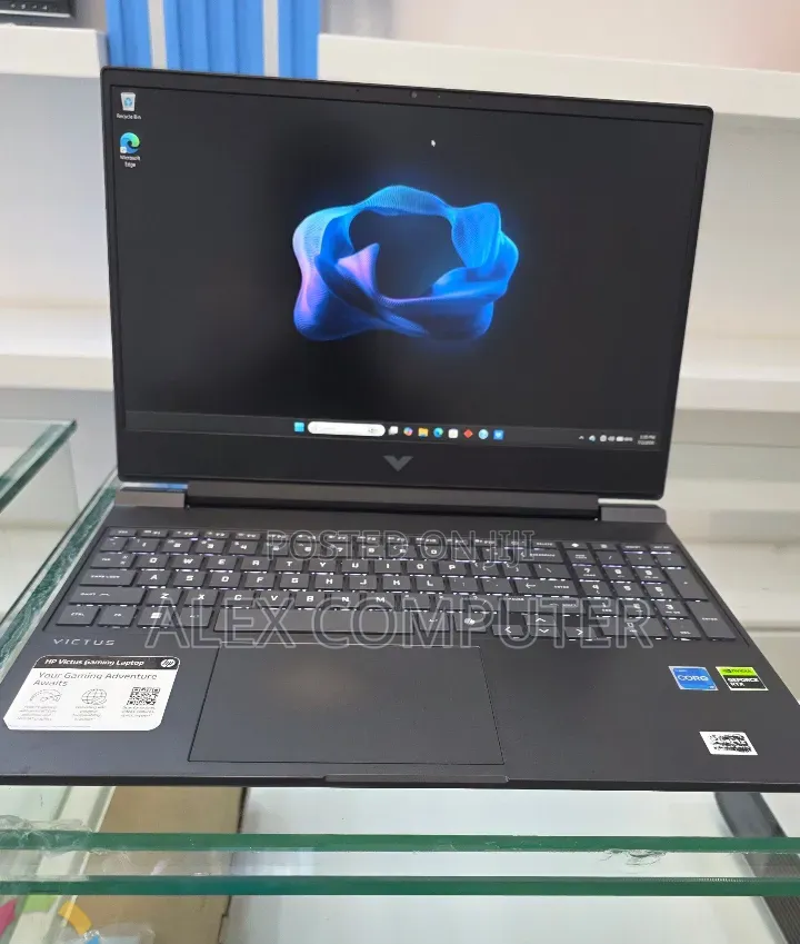 New Laptop HP Victus 15 16GB Intel Core i5 SSD 512GB