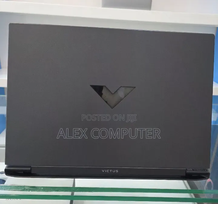 New Laptop HP Victus 15 16GB Intel Core i5 SSD 512GB