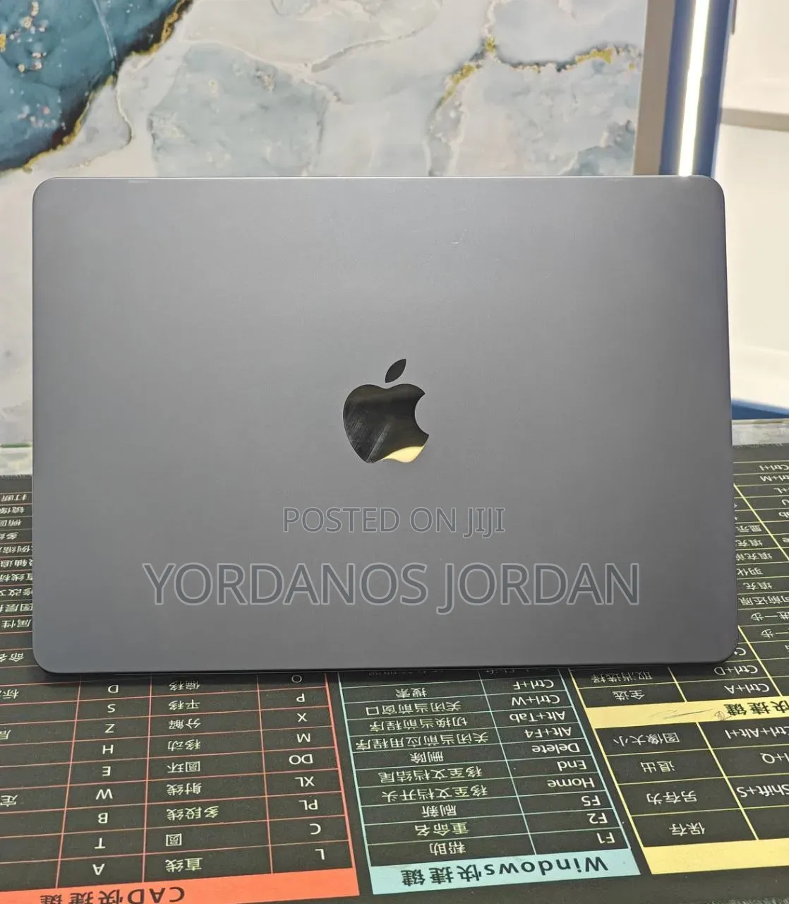 New Laptop Apple MacBook Air 2022 M2 8GB Apple M2 SSD 512GB