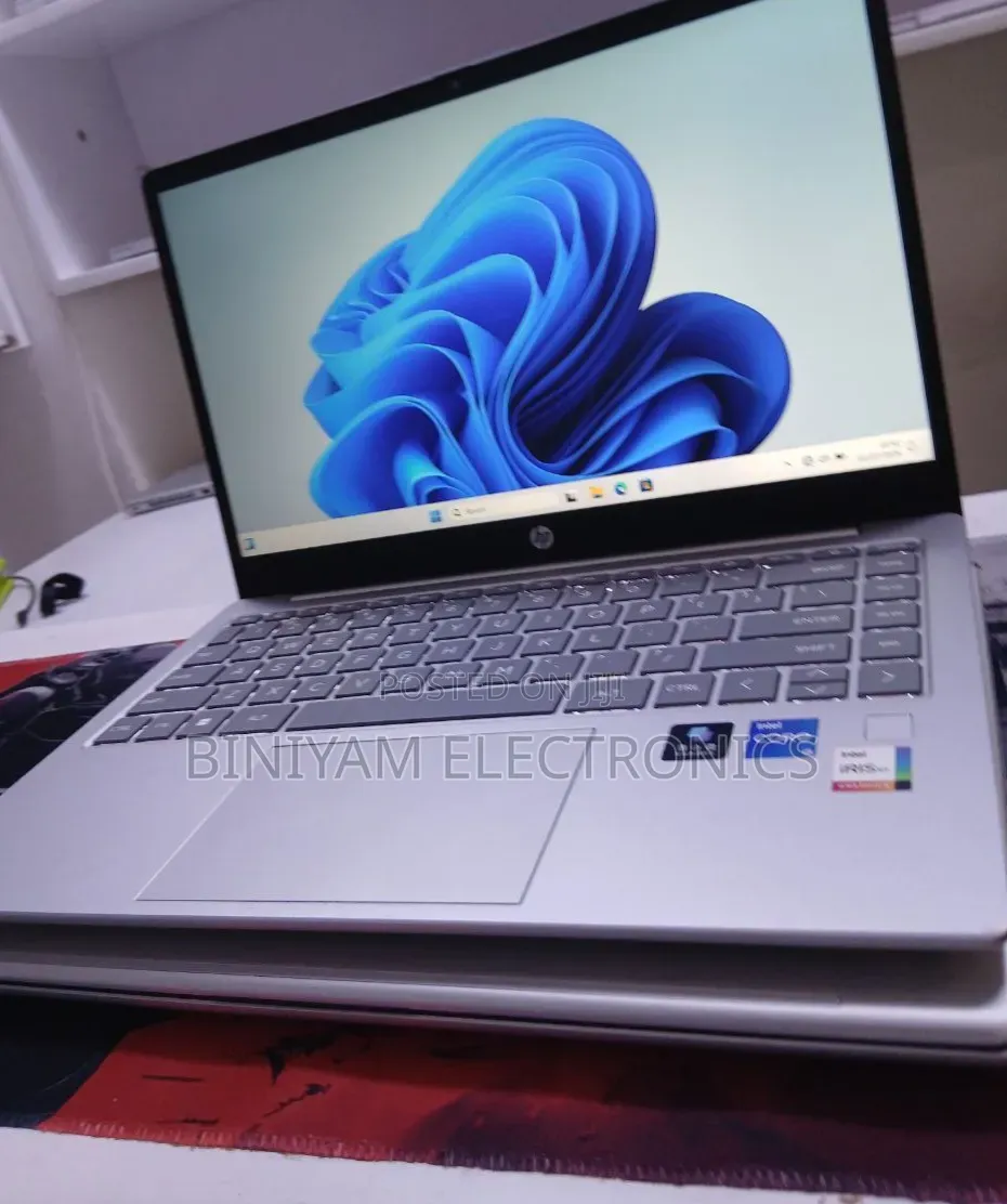 New Laptop HP Stream Notebook 16GB Intel Core i5 SSD 1T