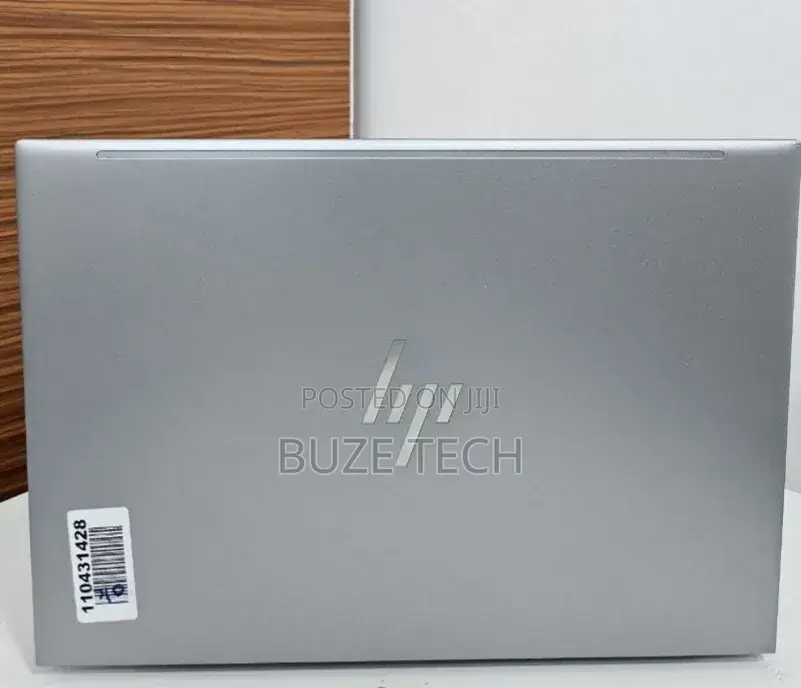 New Laptop HP ZBook Firefly 14 G10 16GB Intel Core i7 SSD 512GB