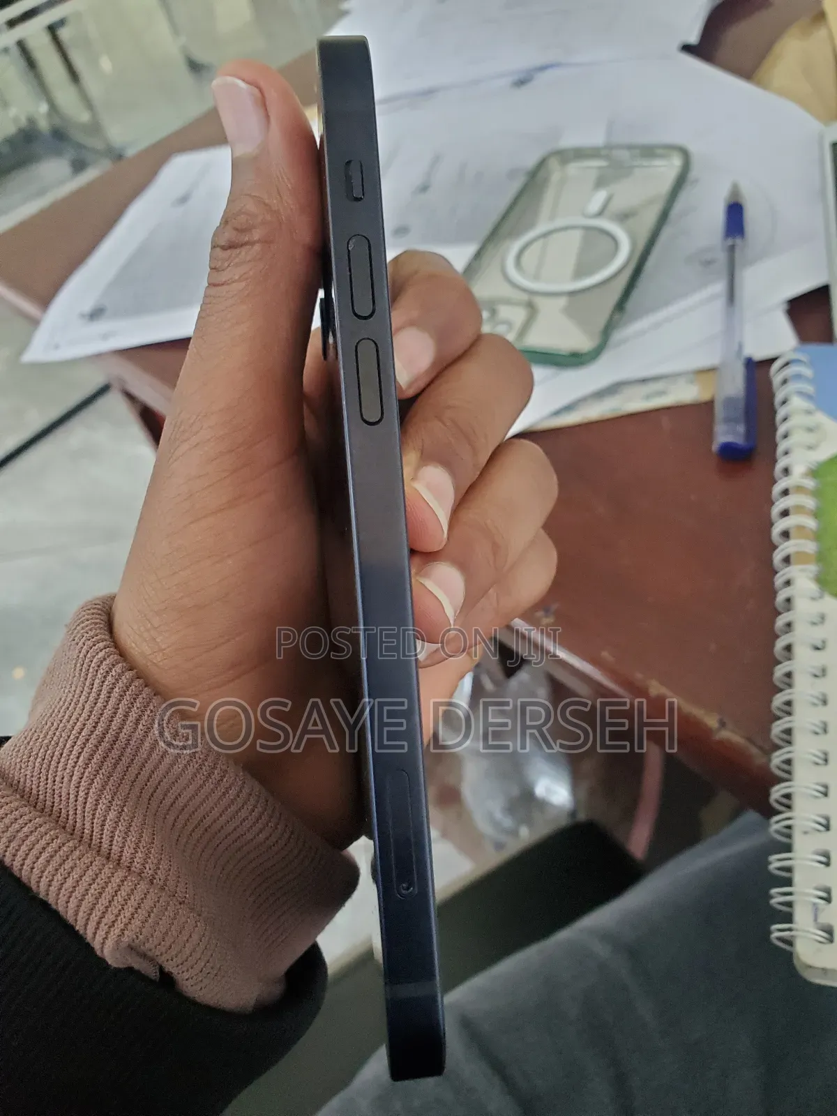 Apple iPhone 12 64 GB Black