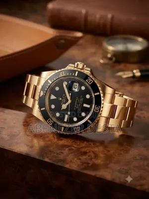 Rolex Submariner Date Yellow Gold and Features a Striking Black Dial.