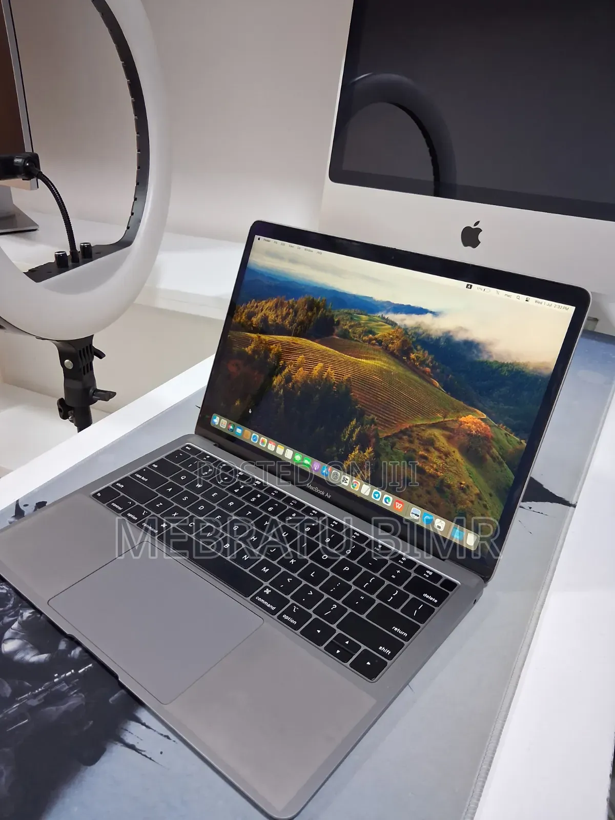New Laptop Apple MacBook Air 2019 8GB Intel Core i5 SSD 128GB