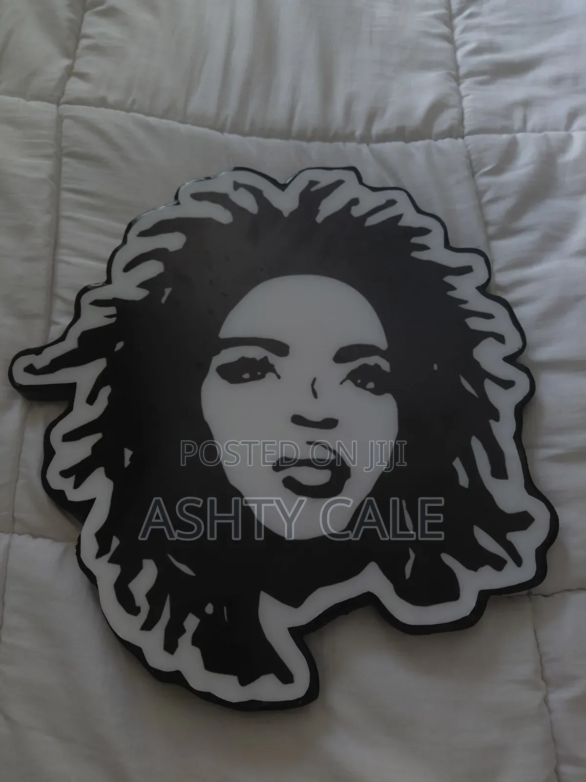 ​Lauryn Hill Glossy Wall Art / Home Decor