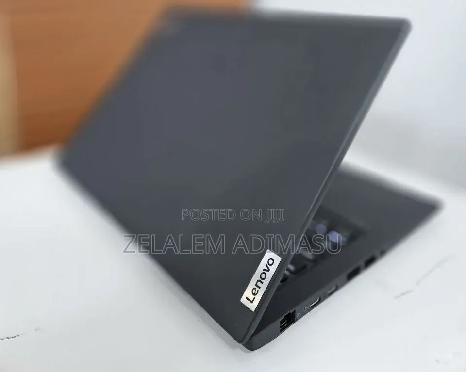 New Laptop Lenovo ThinkPad P14s 16GB Intel Core i7 SSD 512GB