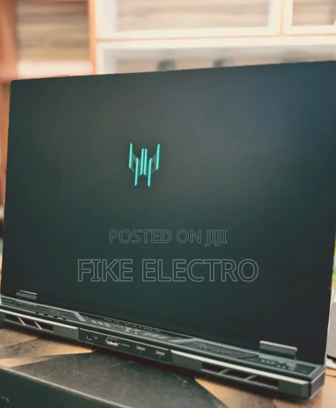 New Laptop Acer Predator Helios 16 16GB Intel Core i9 SSD 1T