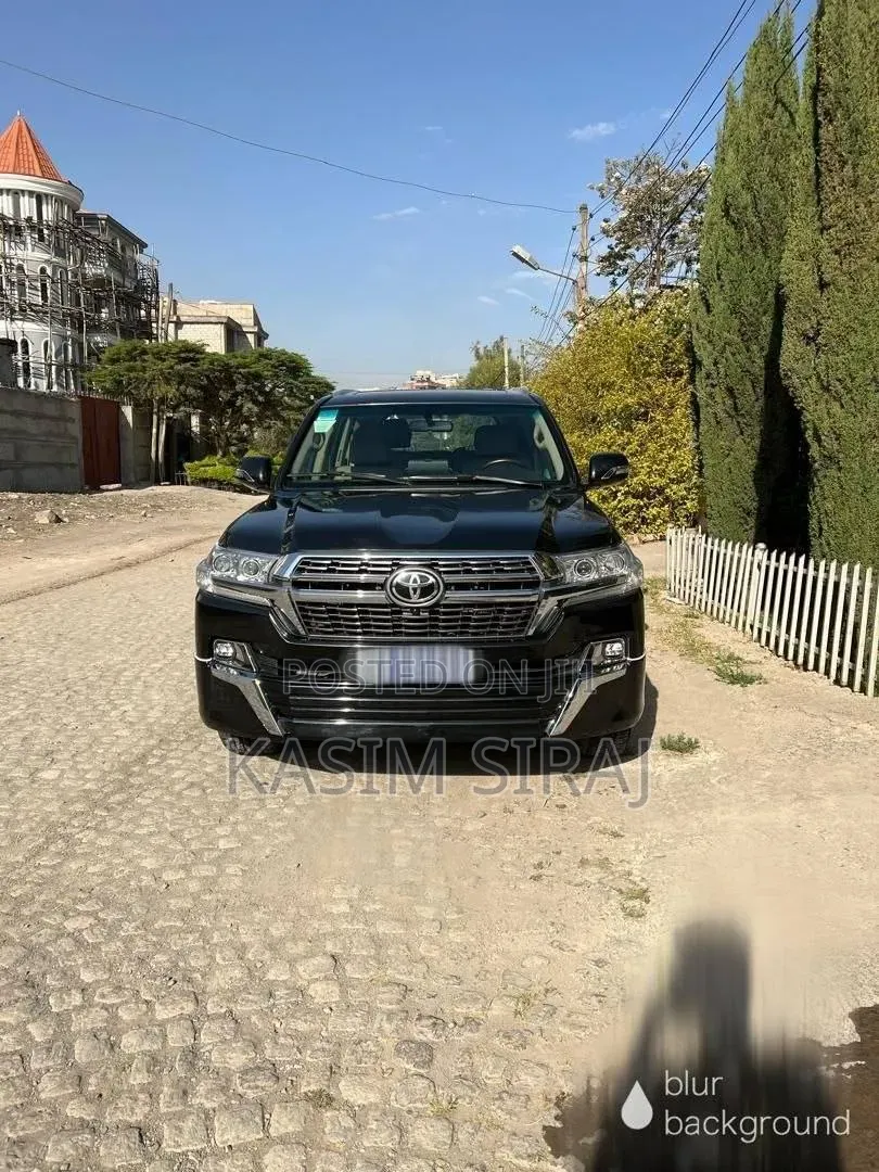 Toyota Land Cruiser 2015 Gray