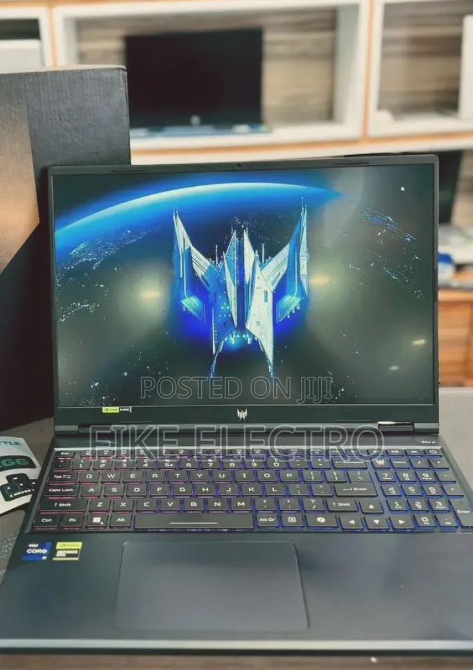 New Laptop Acer Predator Helios 16 16GB Intel Core i9 SSD 1T