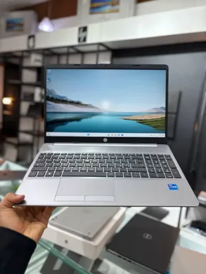 New Laptop HP 250 G8 16GB Intel Core i7 SSD 512GB