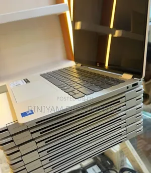 New Laptop HP OmniBook 5 Flip 14-fp0023dx 16GB Intel Core i7 SSD 512GB