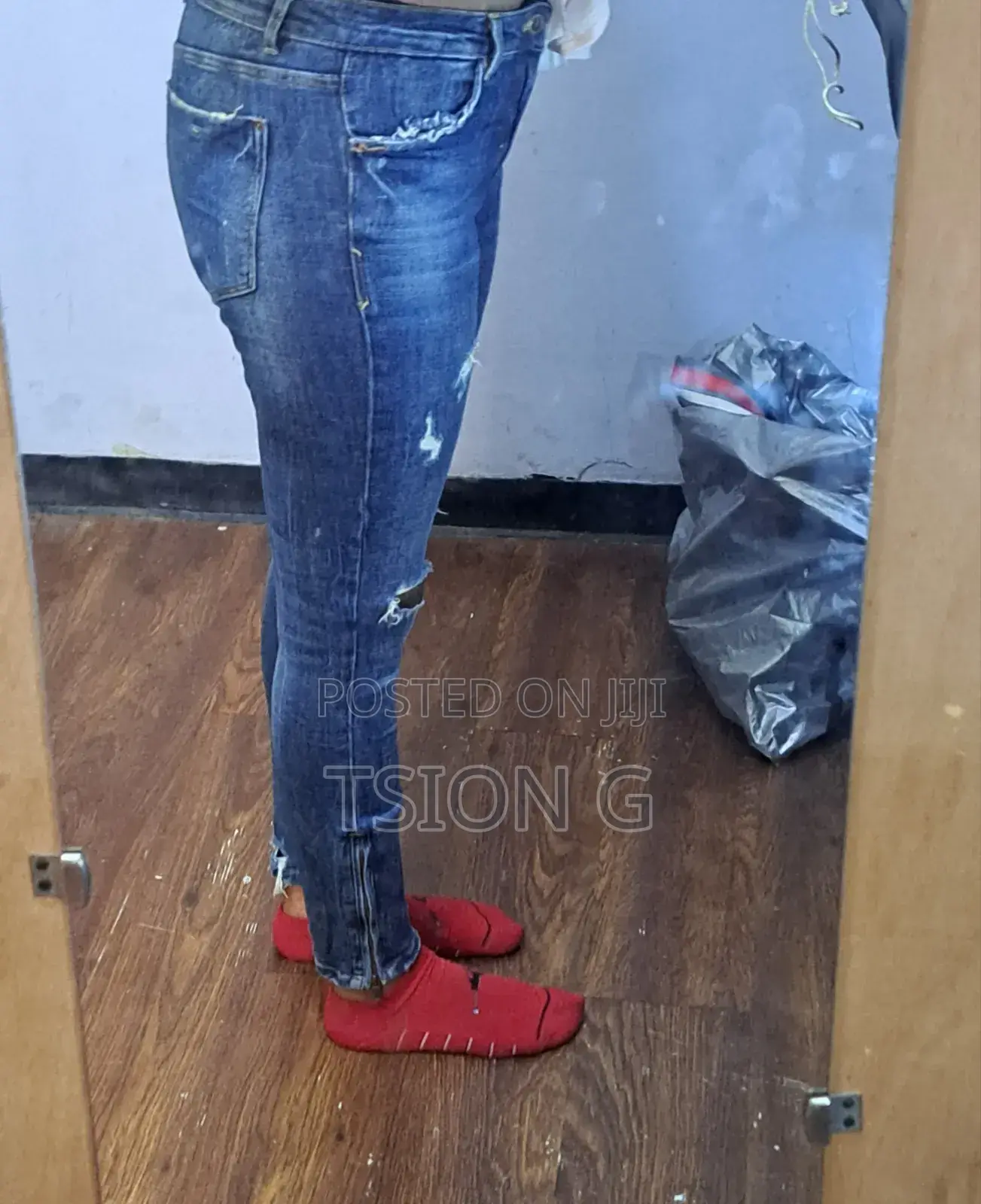 Original Zara Ripped Skinny Jeans – Used