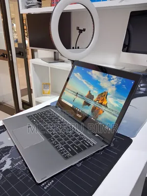 New Laptop Acer Spin 3 8GB Intel Core i5 SSD 256GB