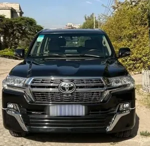 Toyota Land Cruiser 2015 Gray