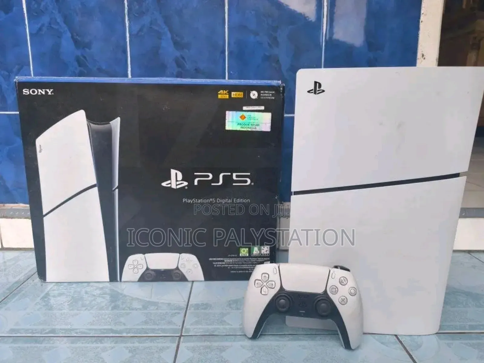 Packed Palystation 5 Slim From Iconic