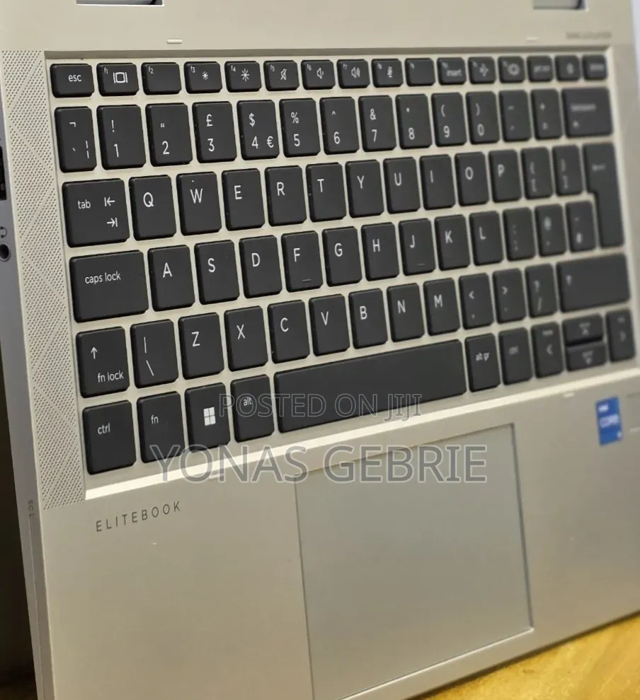 New Laptop HP EliteBook 830 16GB Intel Core i5 SSD 512GB