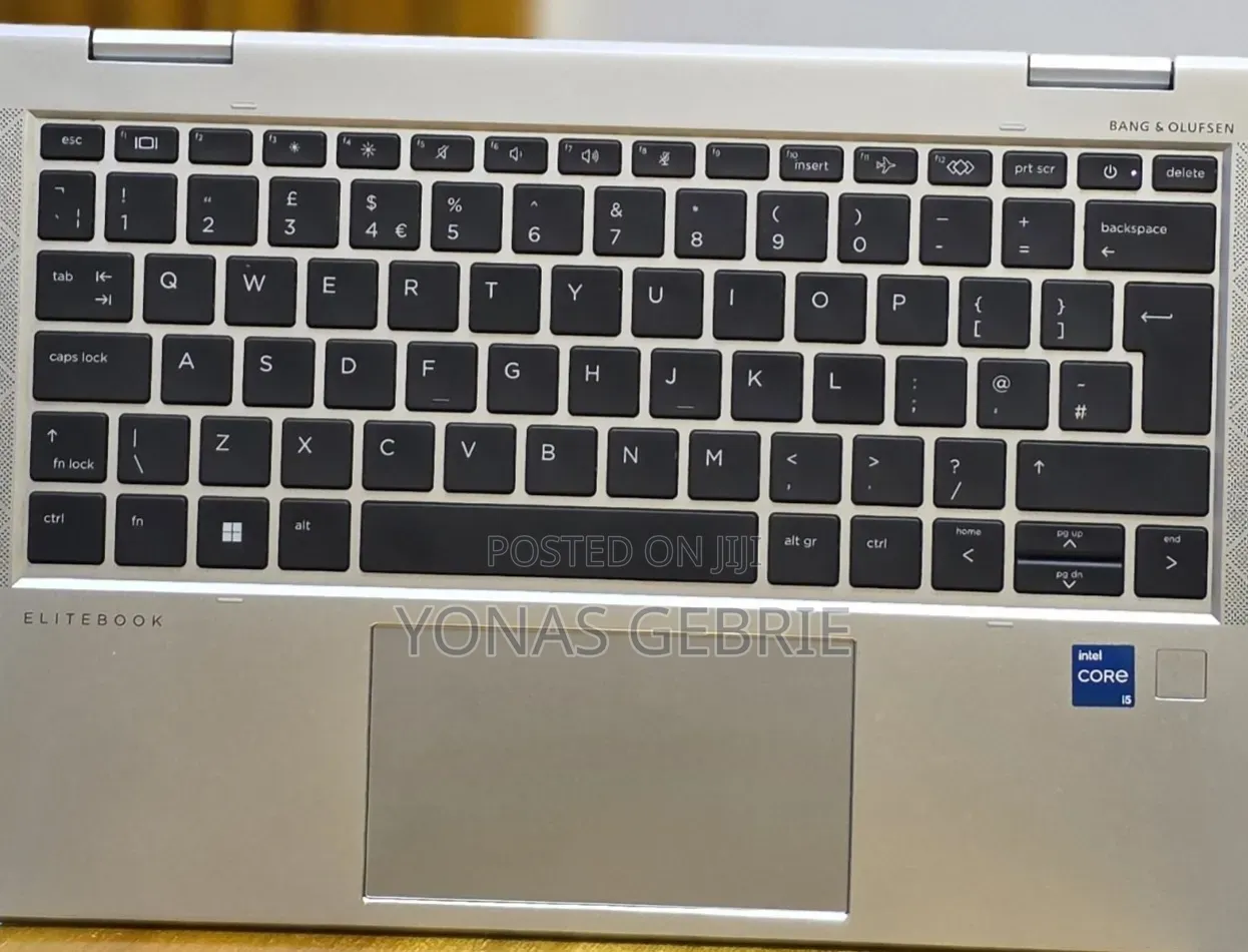 New Laptop HP EliteBook 830 16GB Intel Core i5 SSD 512GB