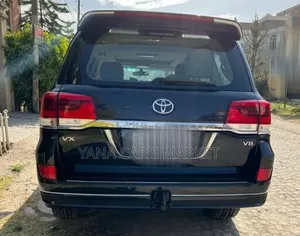 Toyota Land Cruiser 2015 Blue