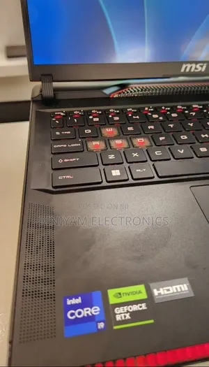 New Laptop MSI Raider GE68HX 13VI-202US 16GB Intel Core i9 SSD 1T