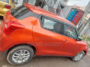 Suzuki Swift 2021 Orange