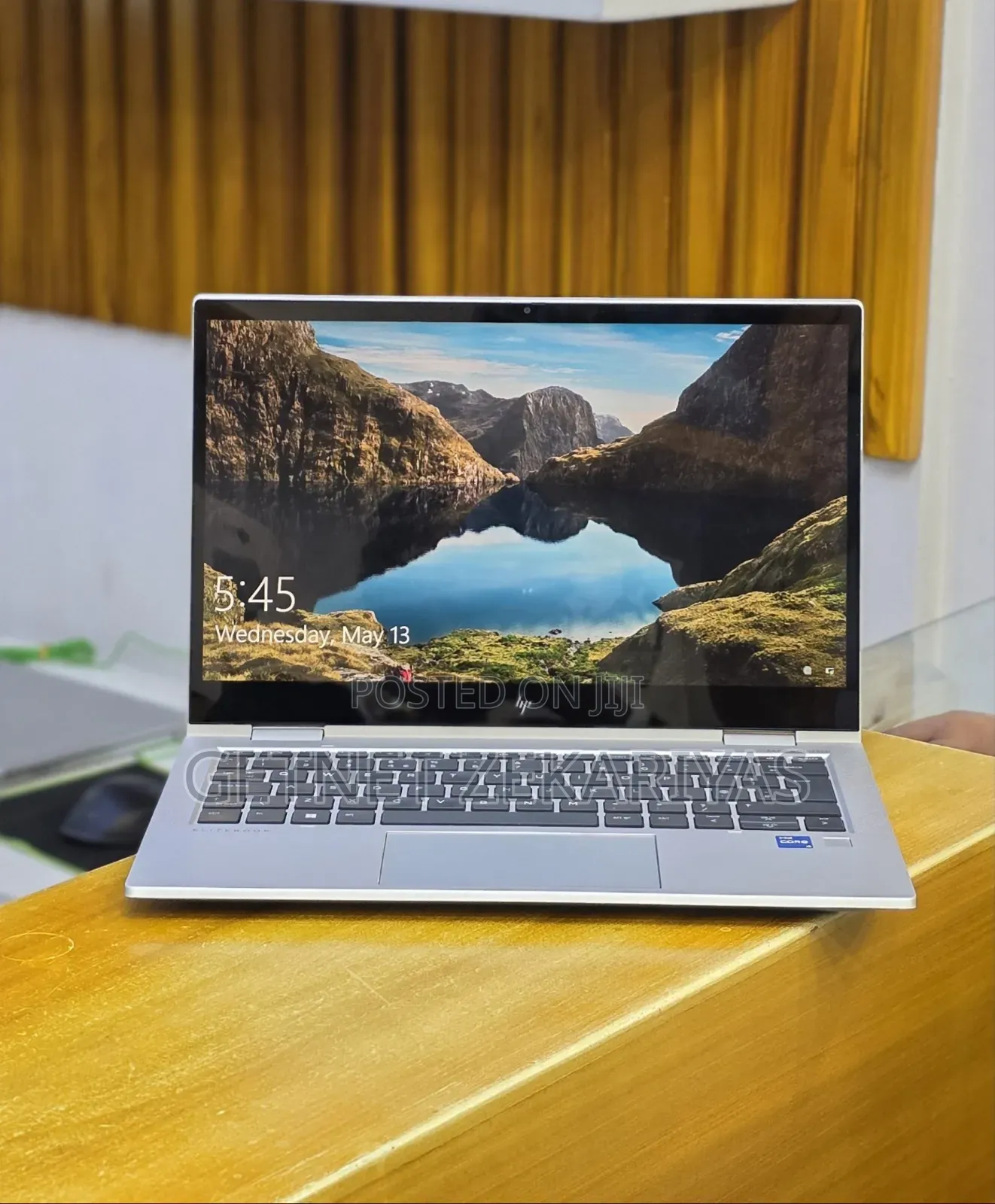 New Laptop HP EliteBook X360 1030 16GB Intel Core i5 SSD 512GB