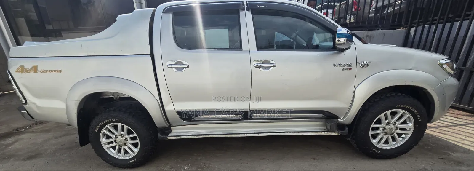 Toyota Hilux 2007 Gray