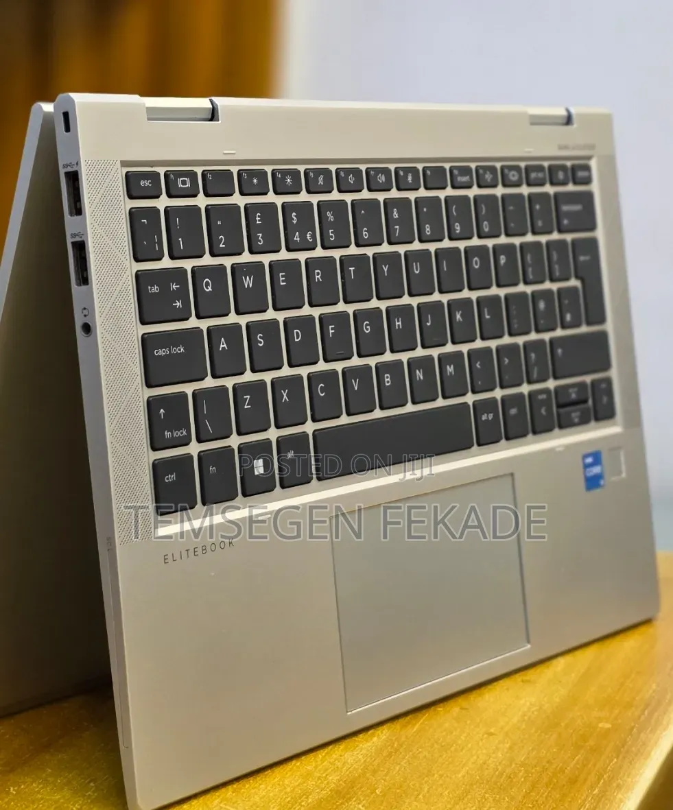 New Laptop HP EliteBook 830 G8 16GB Intel Core i5 SSD 512GB
