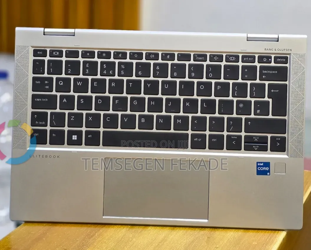 New Laptop HP EliteBook 830 G8 16GB Intel Core i5 SSD 512GB