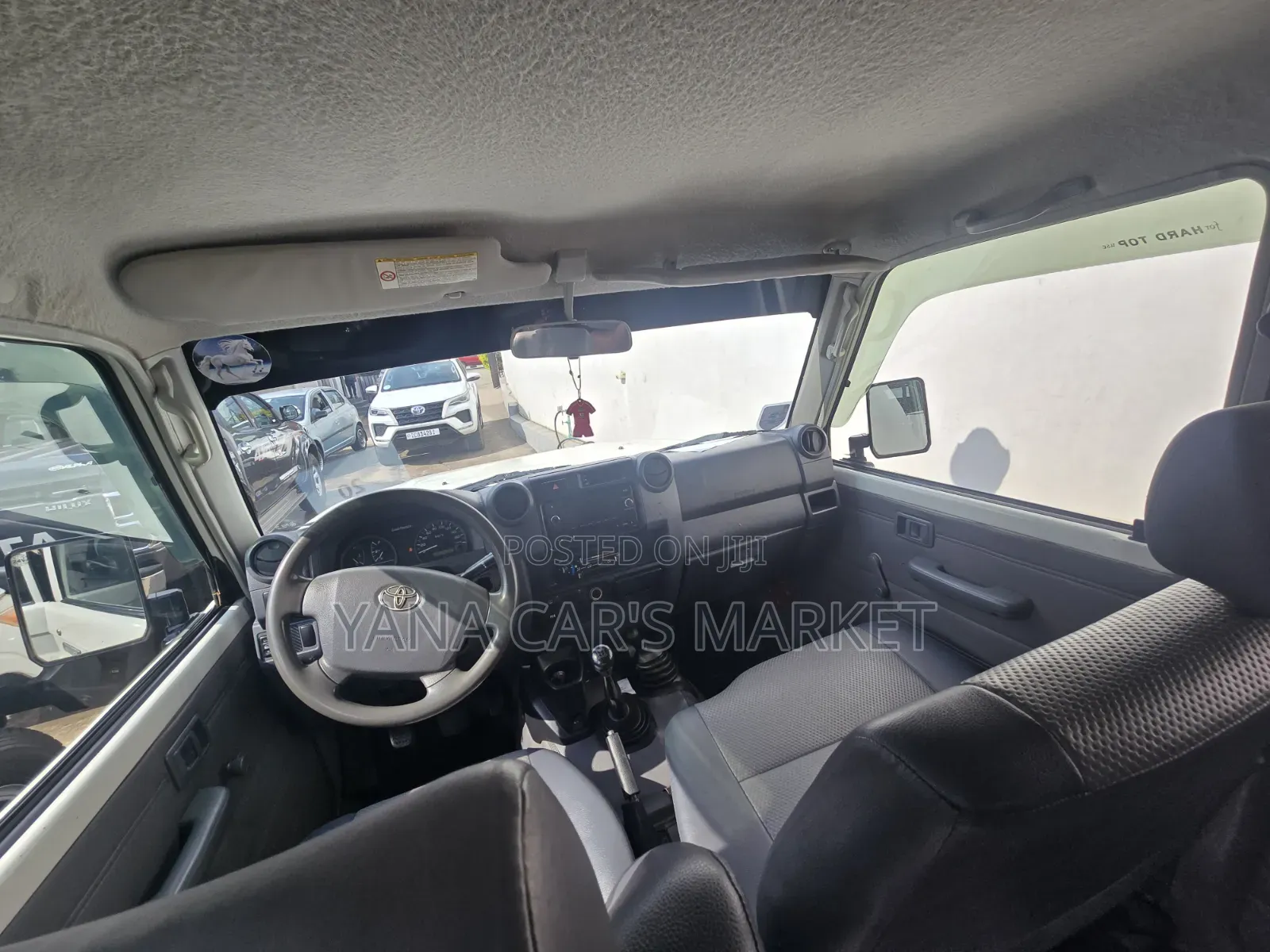 Toyota Land Cruiser 2017 White