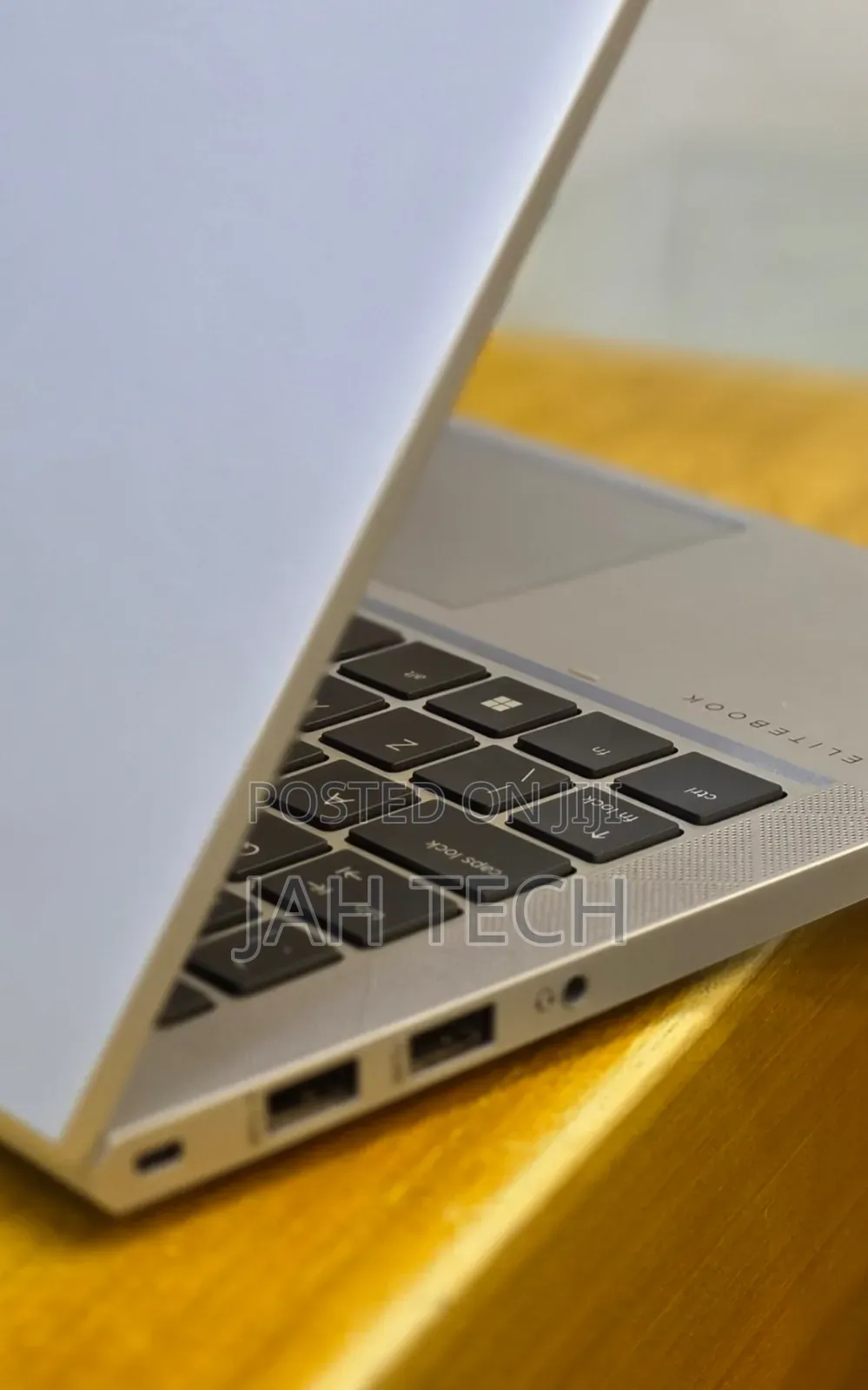 New Laptop HP EliteBook 830 G8 16GB Intel Core i5 SSD 512GB
