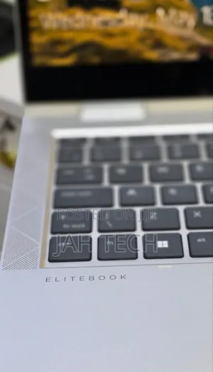 New Laptop HP EliteBook 830 G8 16GB Intel Core i5 SSD 512GB