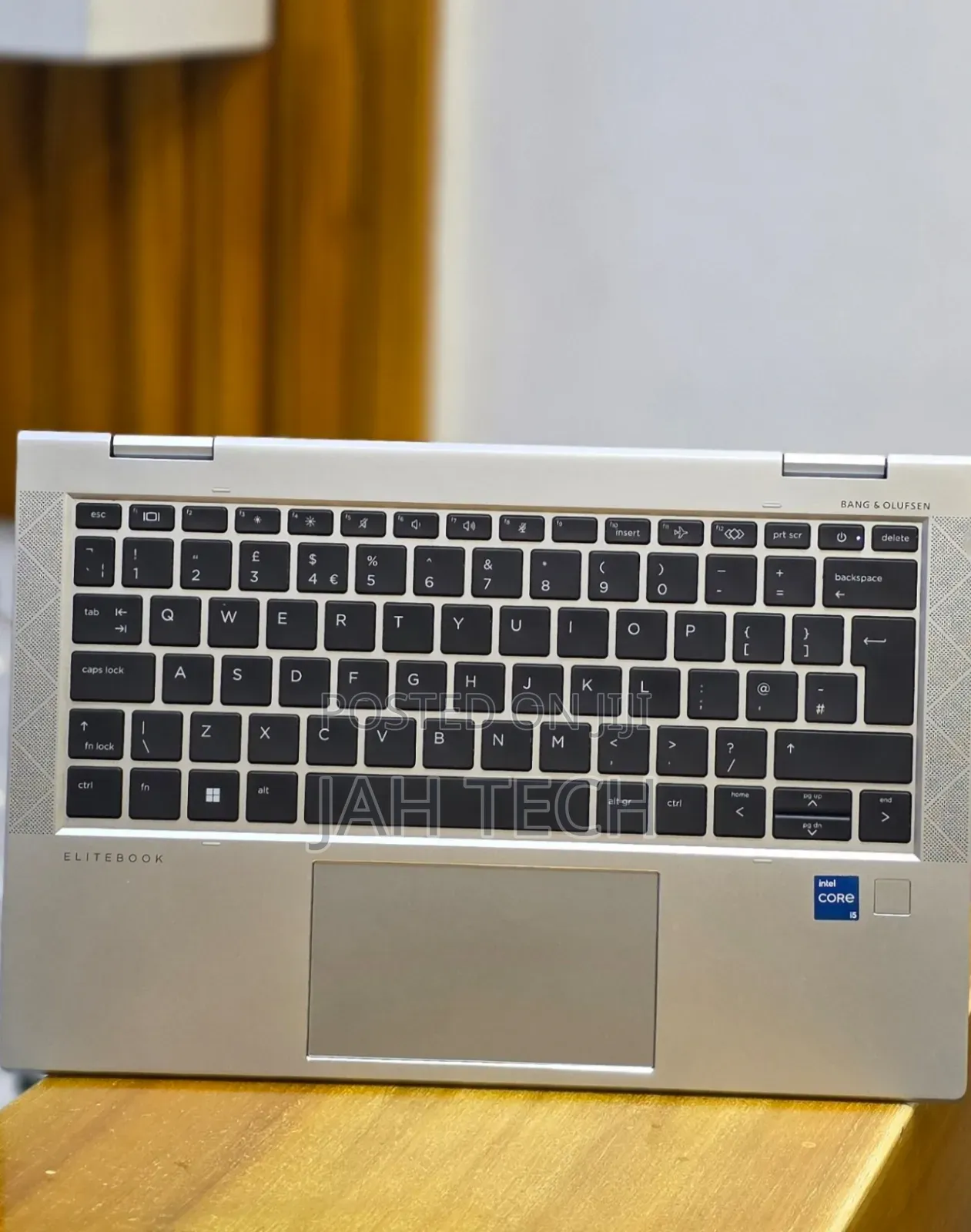 New Laptop HP EliteBook 830 G8 16GB Intel Core i5 SSD 512GB