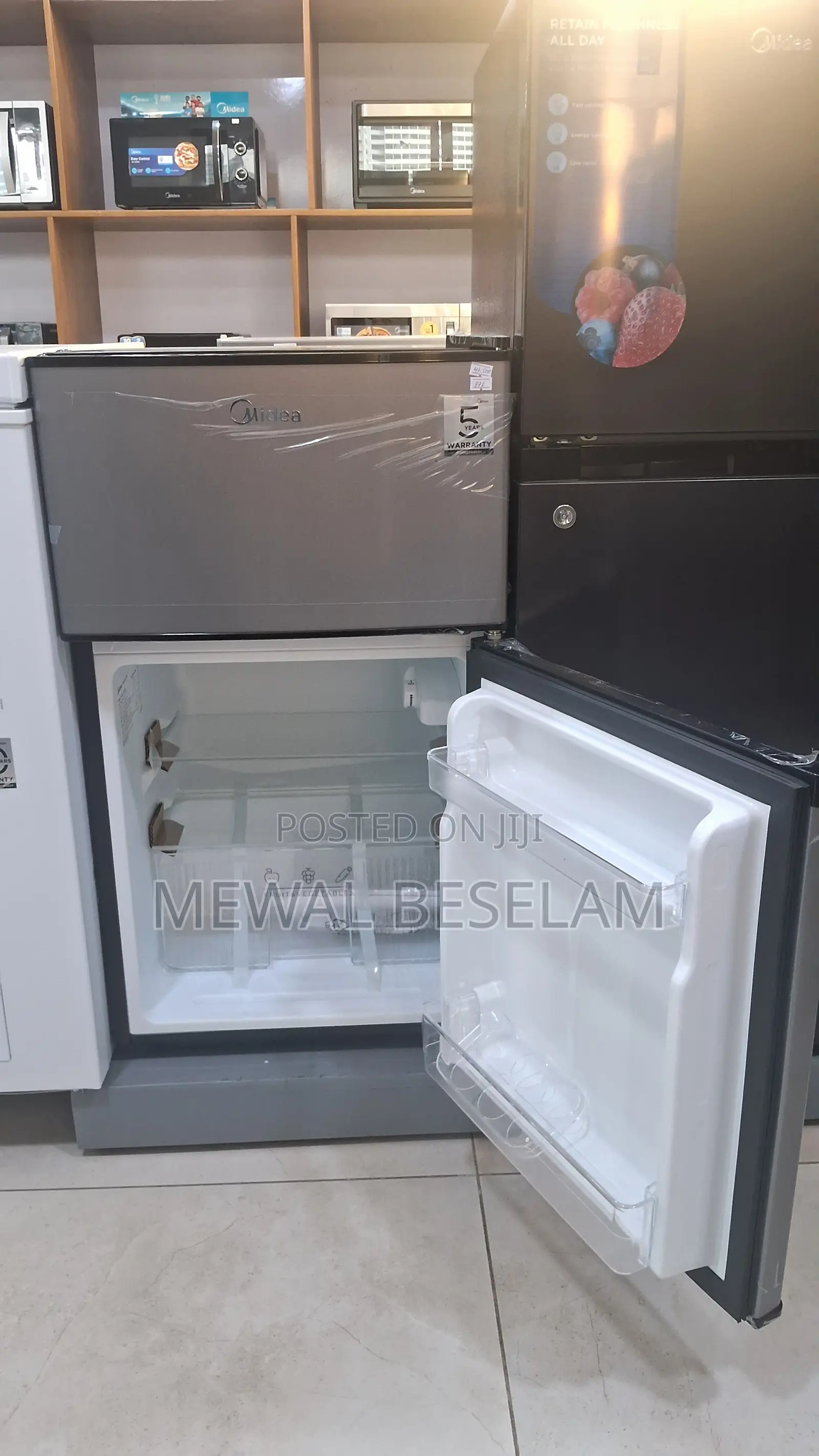 87 L Refrigerator With Dicount Price