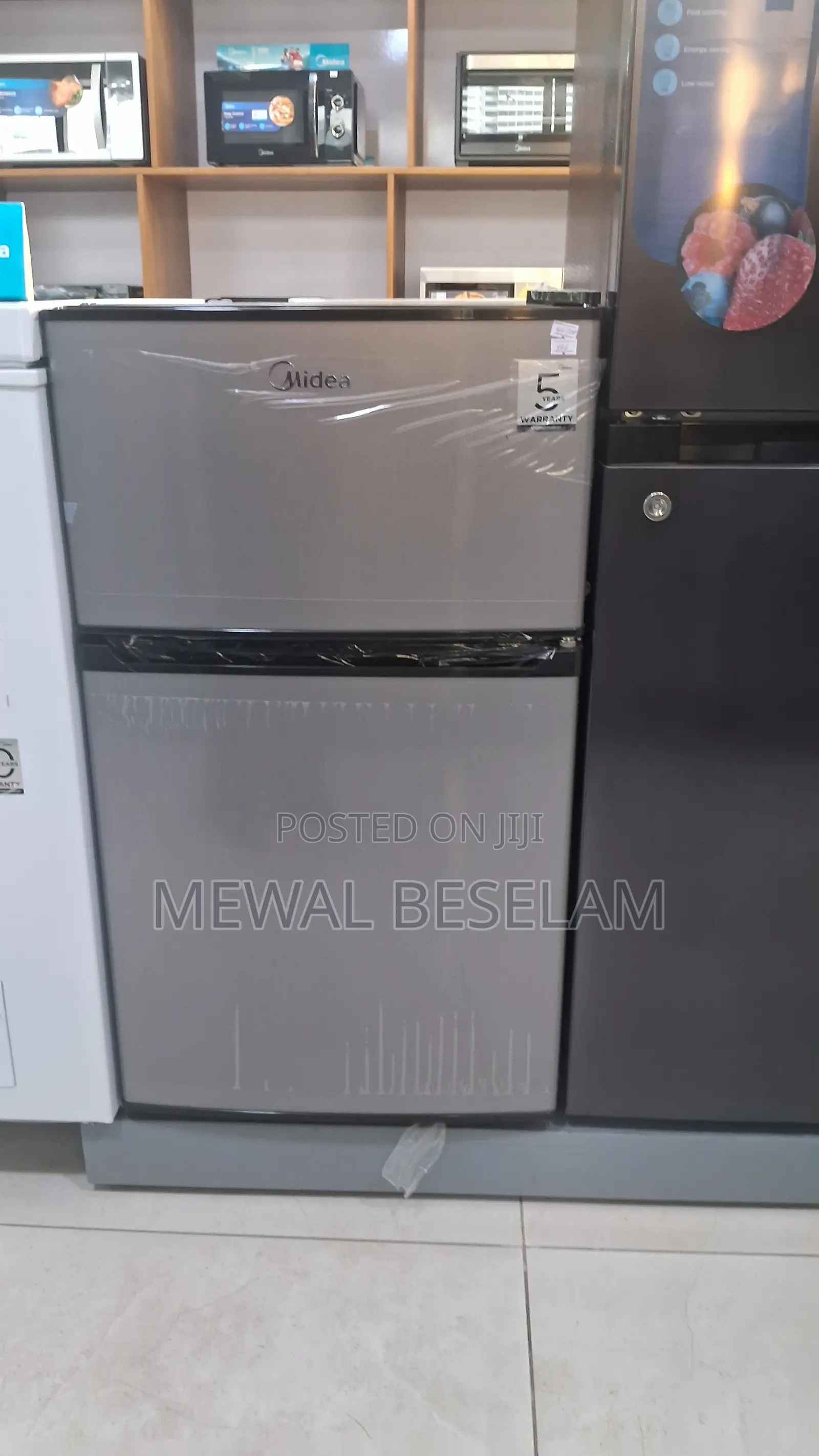 87 L Refrigerator With Dicount Price