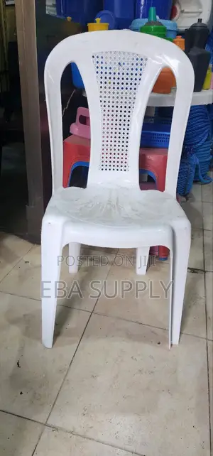 Pyramid Plastic Chairs for Events,restaurant,church,school