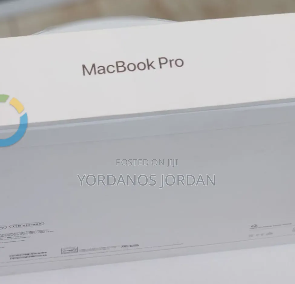 New Laptop Apple MacBook Pro 2025 M5 16GB Apple M5 SSD 1T