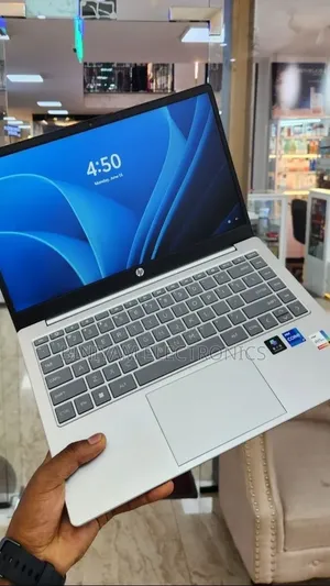 New Laptop HP Stream Notebook 16GB Intel Core i7 SSD 512GB