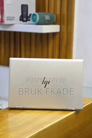 New Laptop HP EliteBook 830 G8 16GB Intel Core i5 SSD 512GB